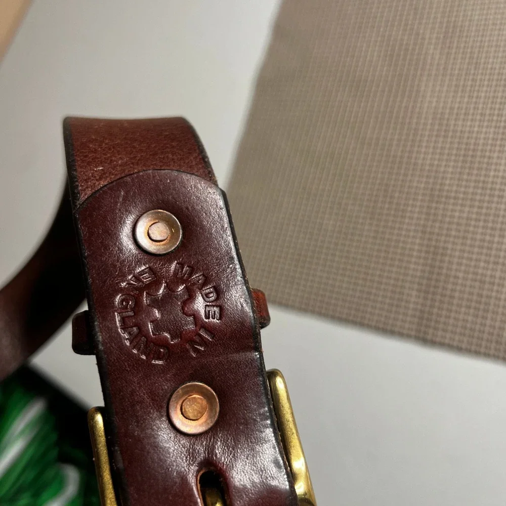 Bath Leather Goods Handmade England Dark Brown Leather Belt Brass Buckle 40